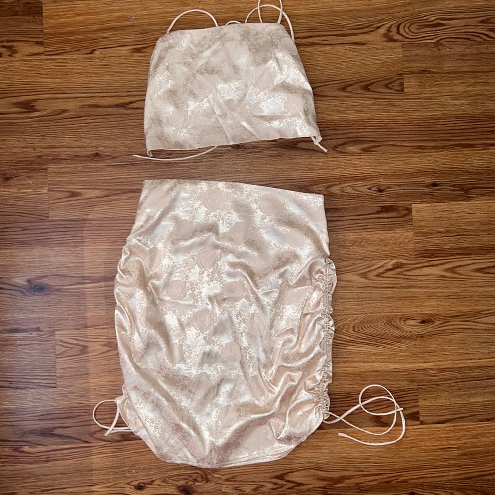 2 piece set